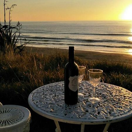 Beachfront Bliss Paraparaumu Kültér fotó