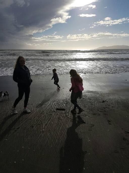 Beachfront Bliss Paraparaumu Kültér fotó