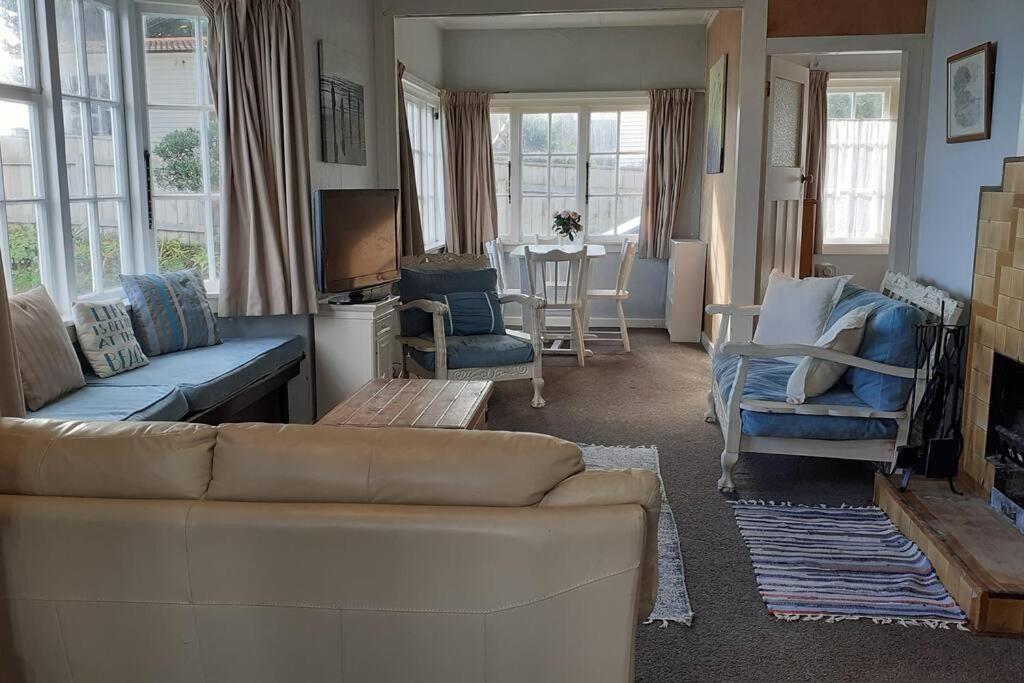 Beachfront Bliss Paraparaumu Kültér fotó