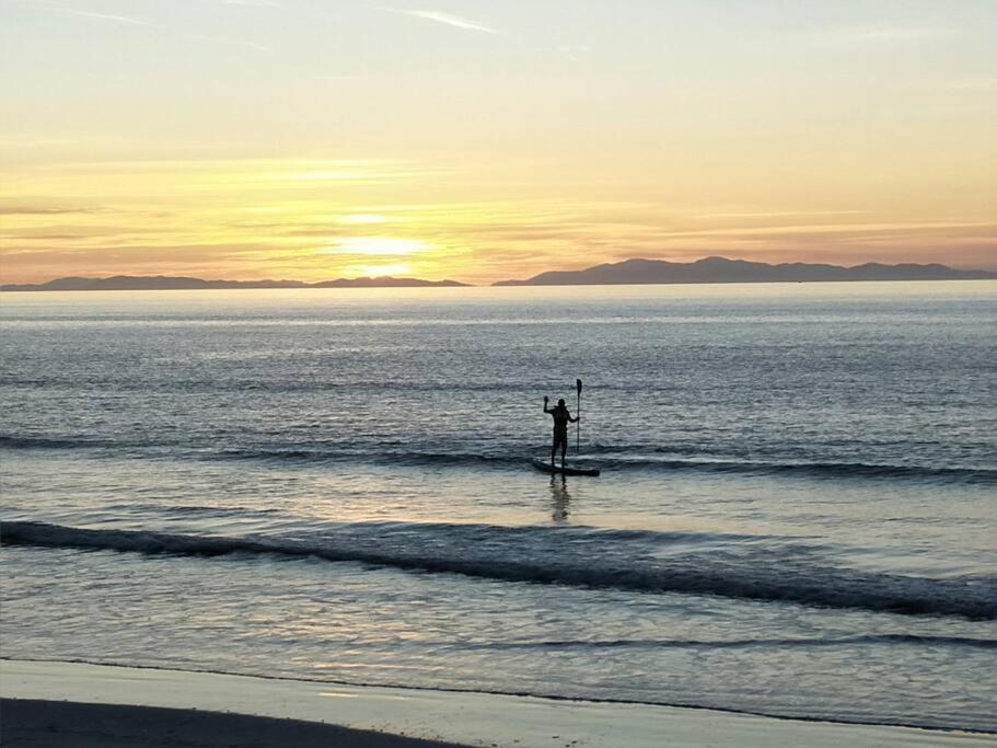 Beachfront Bliss Paraparaumu Kültér fotó