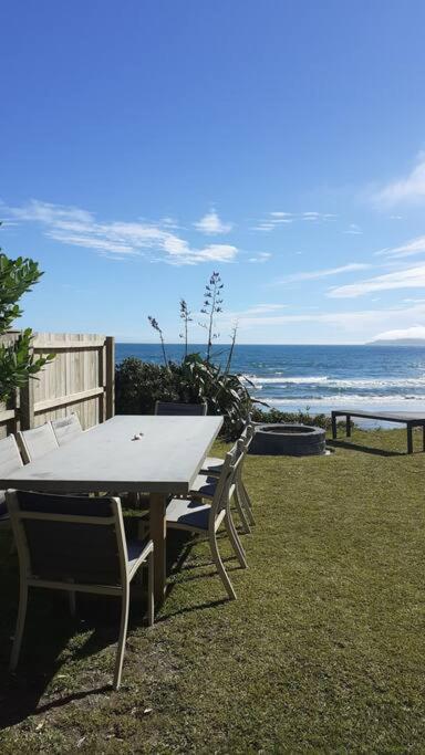Beachfront Bliss Paraparaumu Kültér fotó